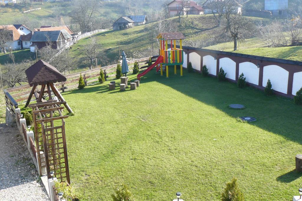 Pensiunea Lais Bran (Brasov) Exterior photo